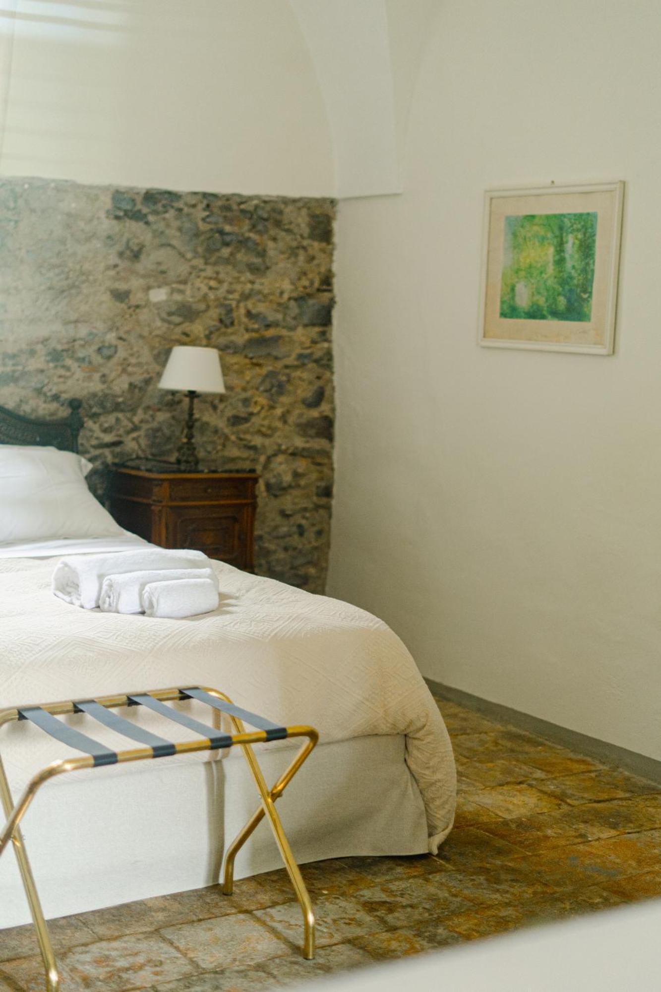 Tenuta Rustica 1519 Roccella Valdemone Room photo
